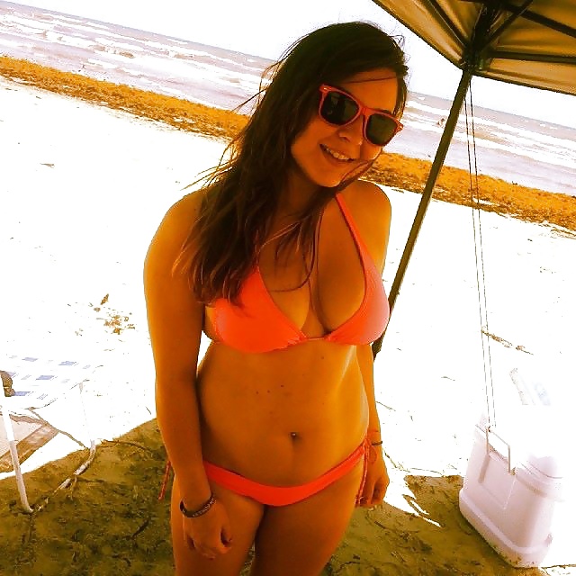 Facebook ragazze del college 14 sorority teens bikini party
 #26729878