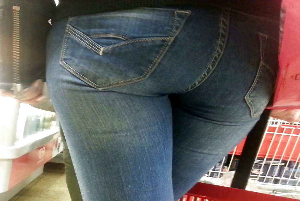 Teens und milfs mit geilem arsch
 #23897191