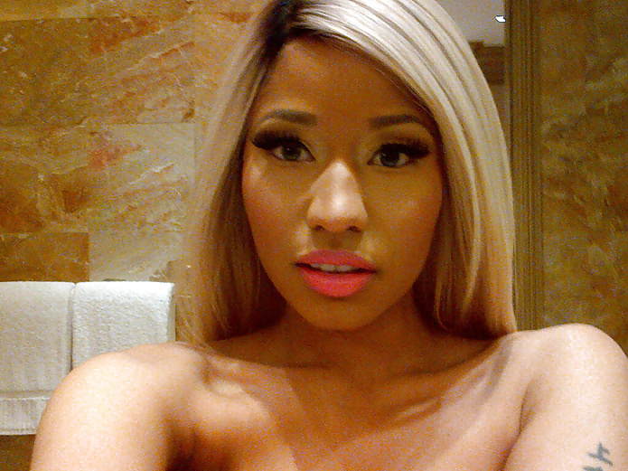 Nicki minaj mega collezione
 #38622743