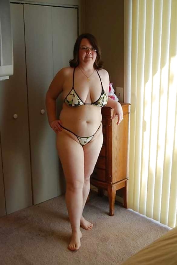 Saggy tits in bikini. #37363136