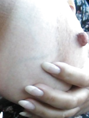 Mujeres locales
 #31054624