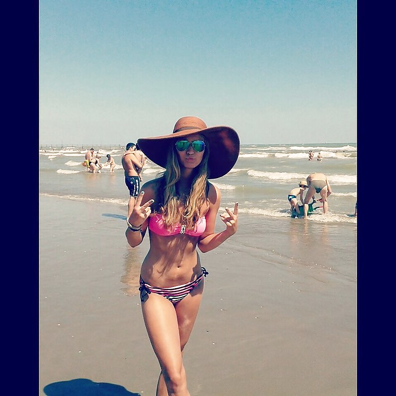 18歳の女子高生
 #29509841