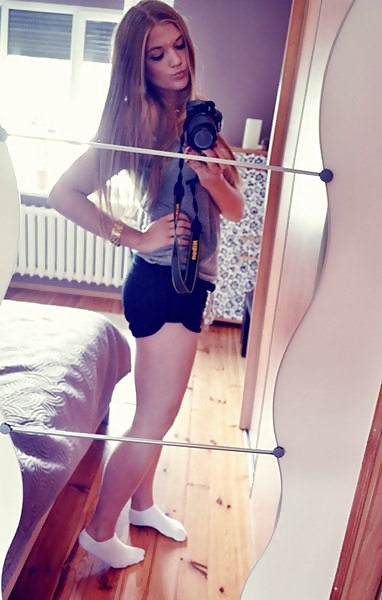 18歳の女子高生
 #29509855