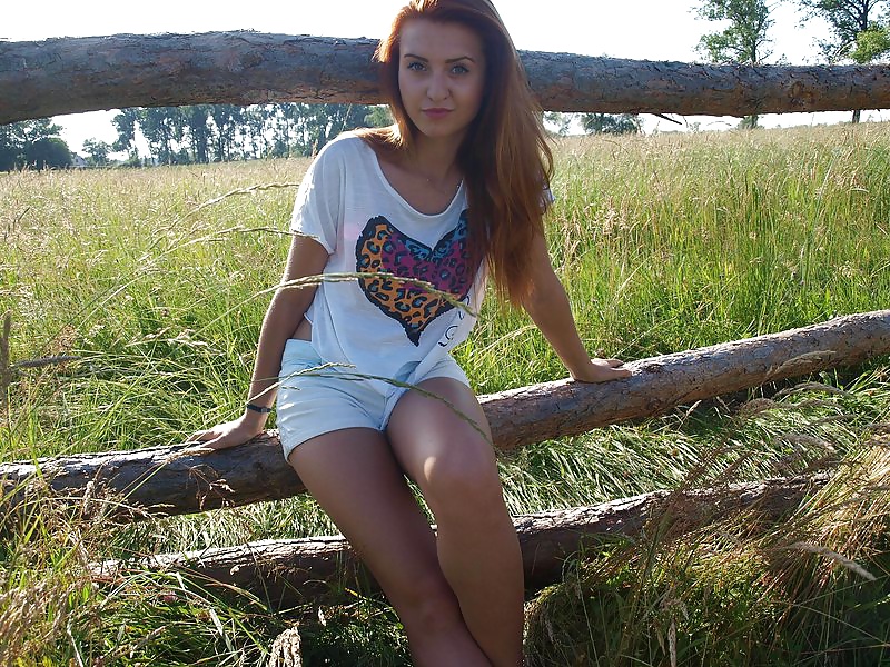 18歳の女子高生
 #29510041