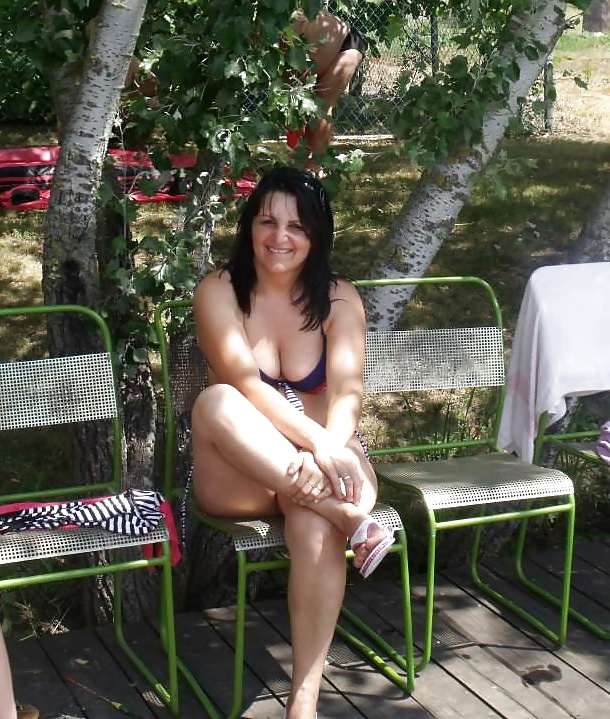 Schöne Mutter In Bikini (kein Akt) #27393537