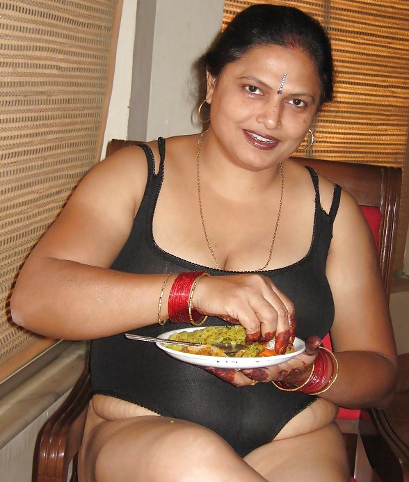 INDIAN WIFE SUJATA -INDIAN DESI PORN SET 9.8 #29570774
