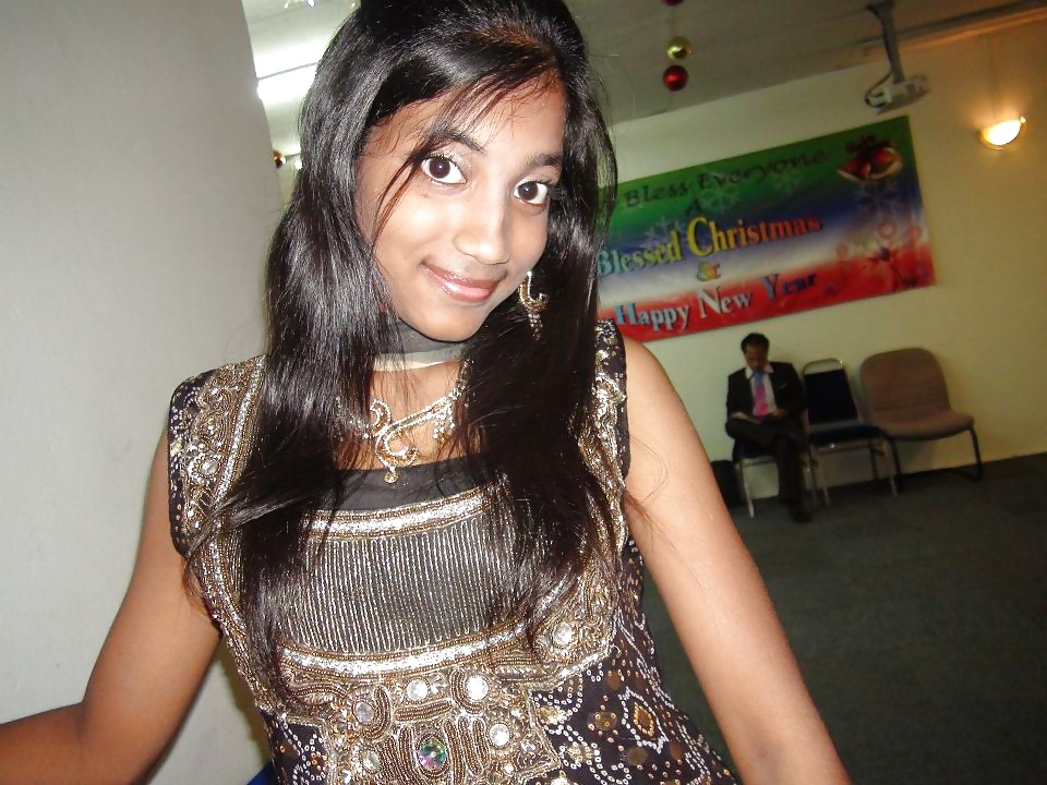 Mona indian lesbian pic #32737803