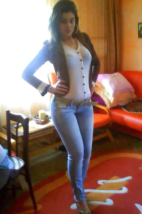 Babes from tunisia :)
 #36315883