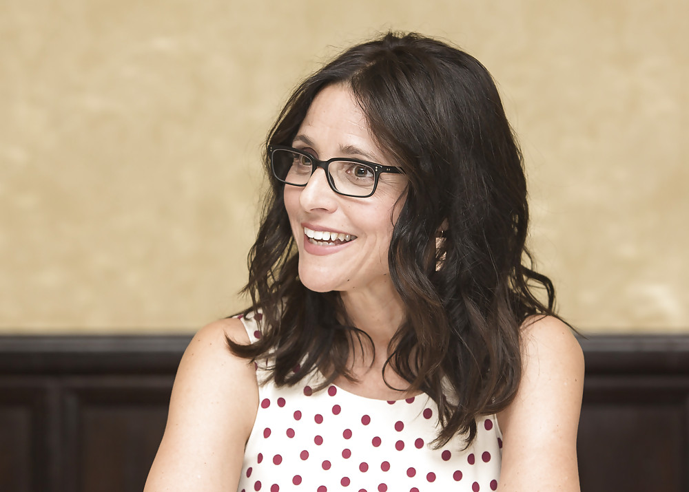 Julia Louis Dreyfus - Milf with glasses #23632425