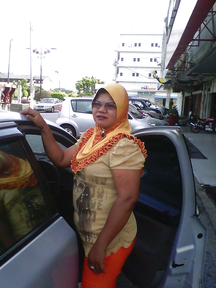 Mak cik aini mantap #29010255
