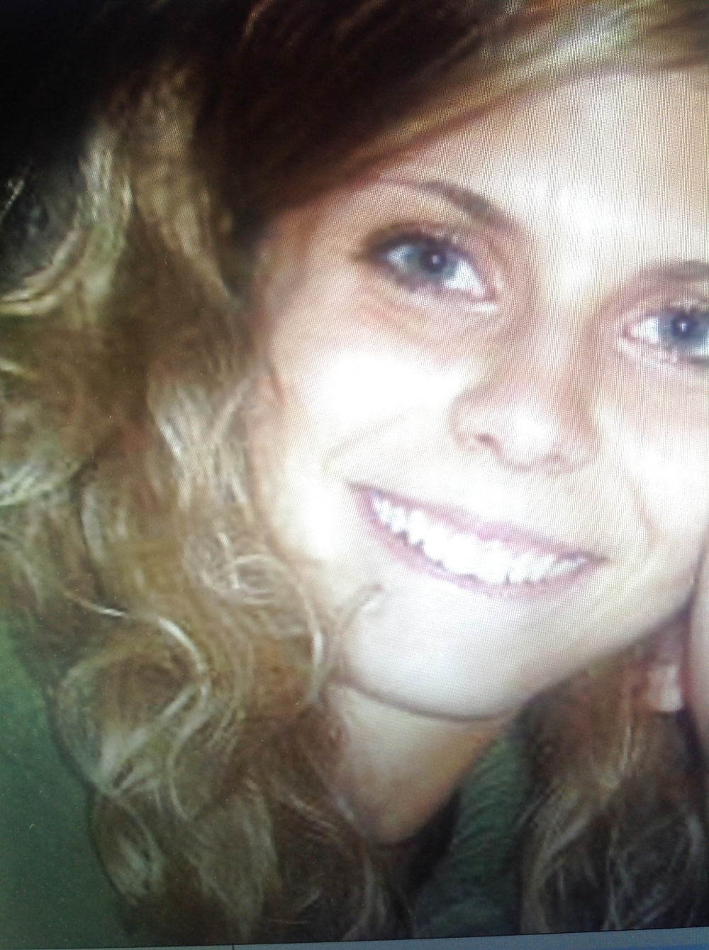 Whatsapp #32945231