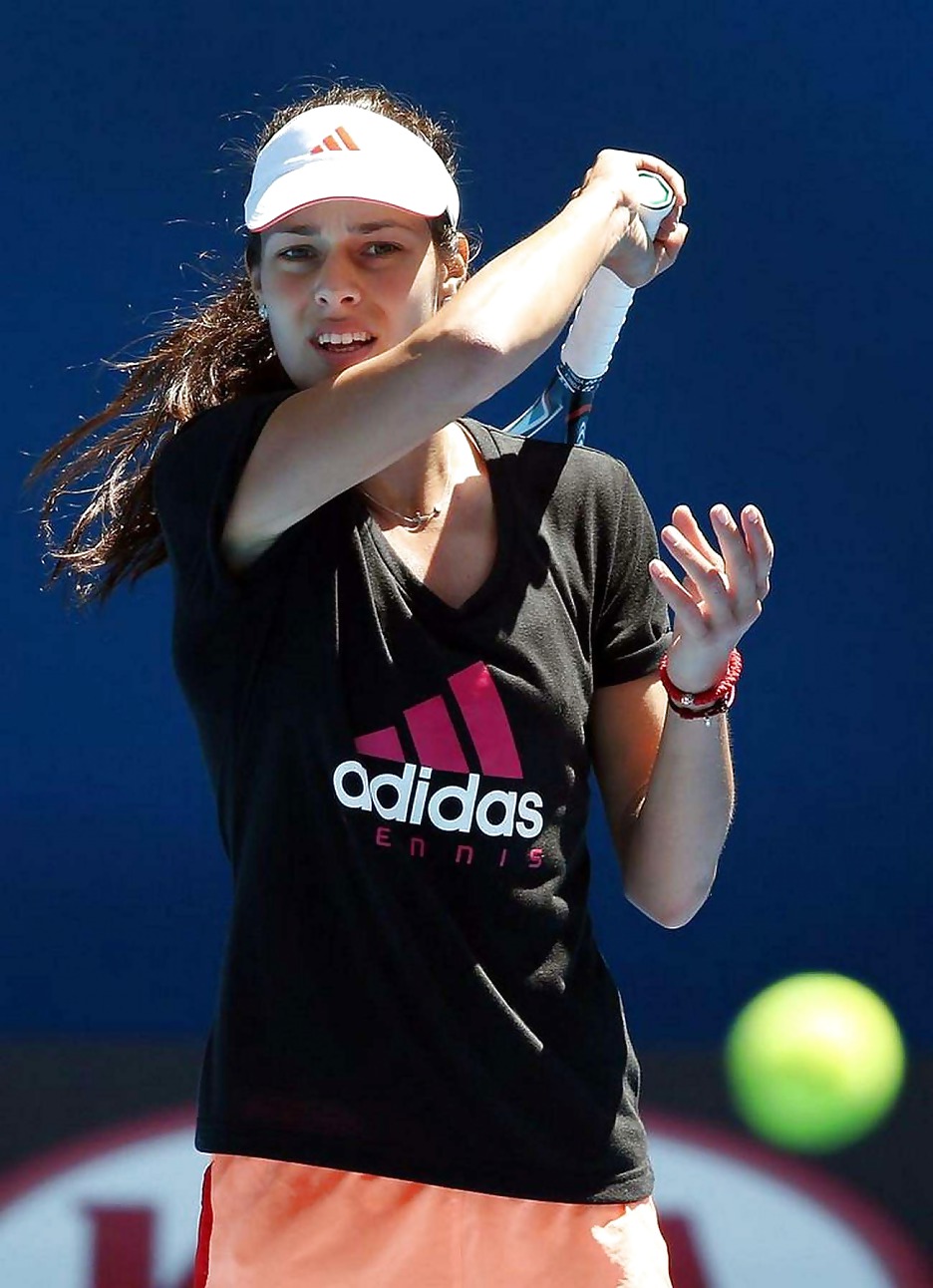 Ana Ivanovic- Joueur De Tennis Le Plus Branlé Jamais #36415192