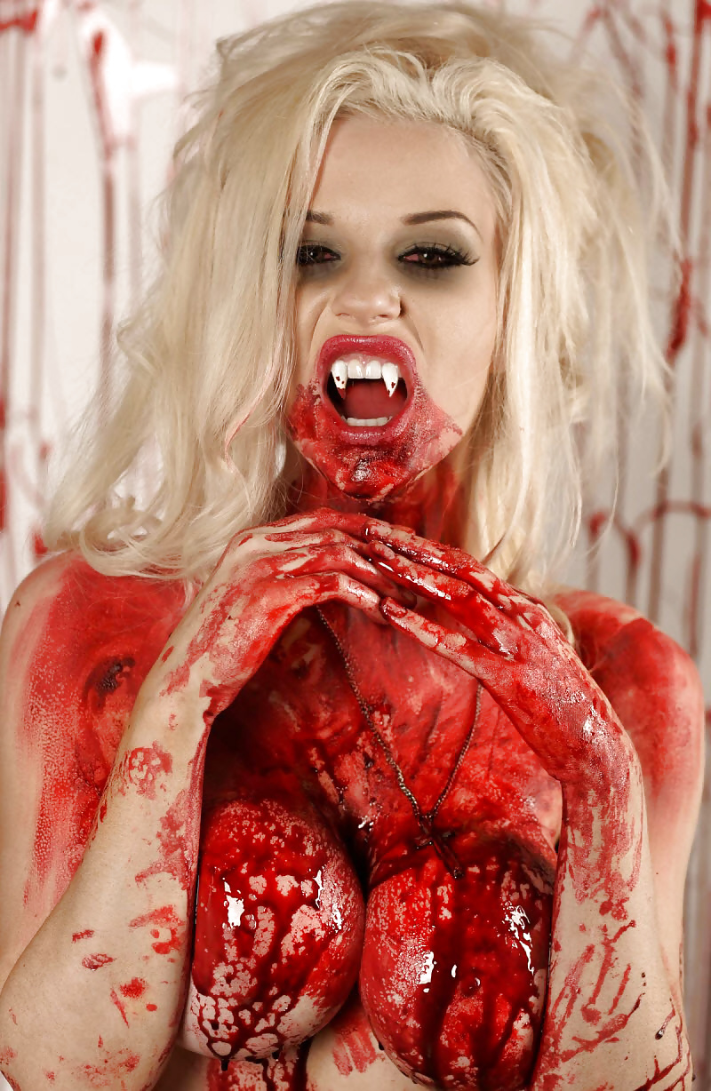 Vampire girl #31006396