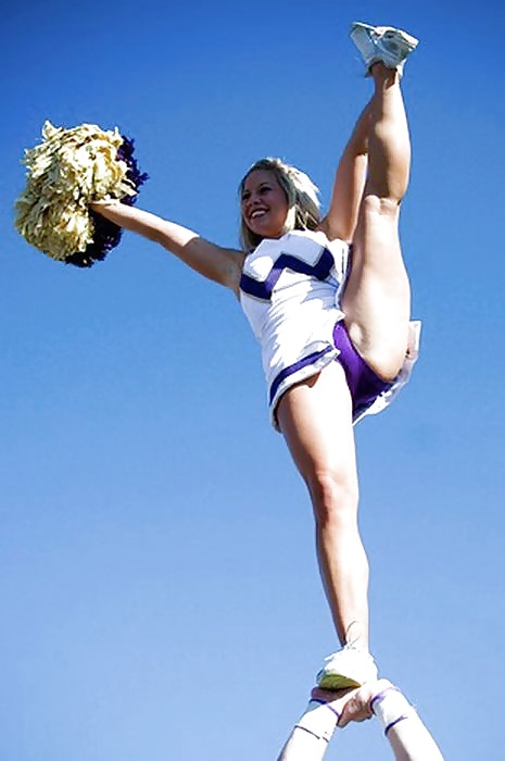 Sexy cheerleaders 1 por slave2pussy
 #24409709