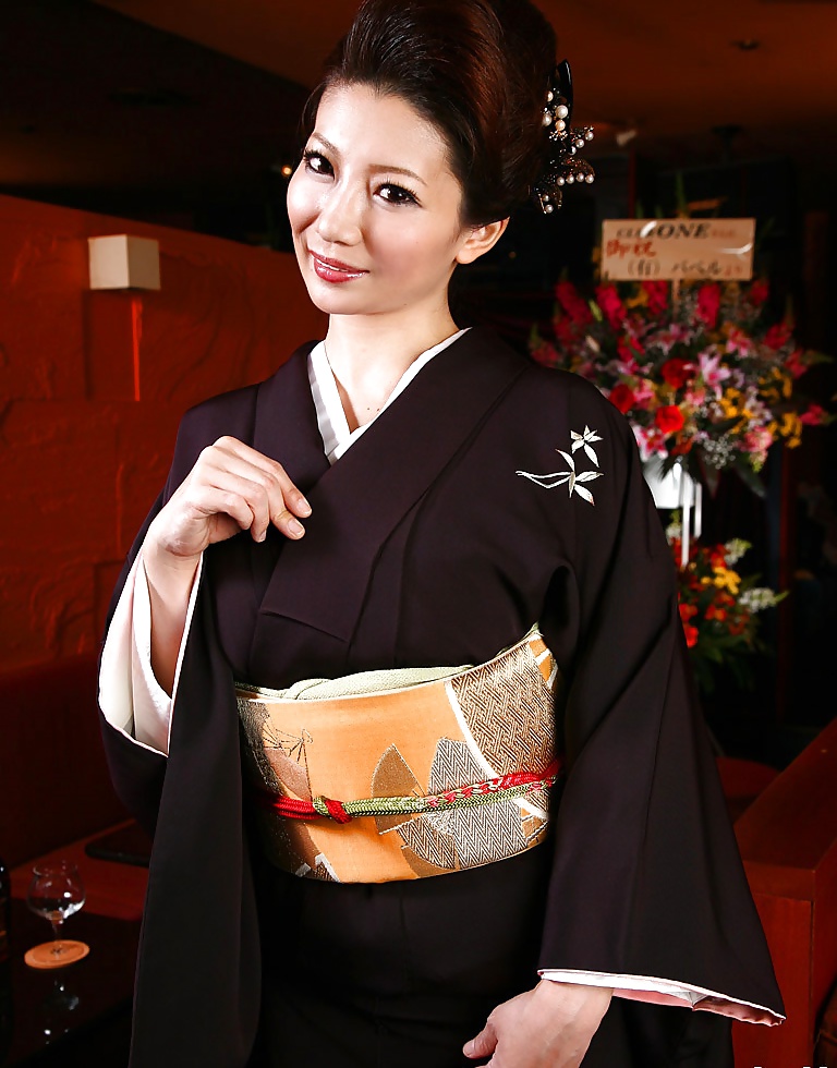 Sayuri Mikami - Schöne Japanische MILF #40071642