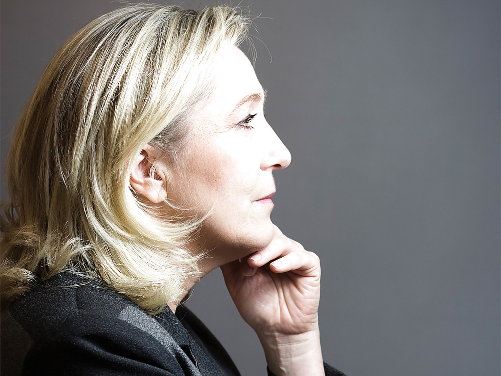 J'adore Tout Simplement Conservatrice Déesse Marine Le Pen #29502985