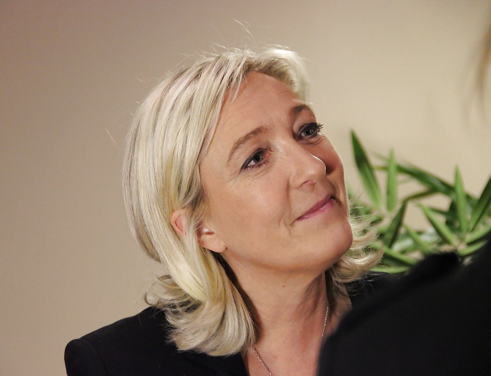 J'adore Tout Simplement Conservatrice Déesse Marine Le Pen #29503031