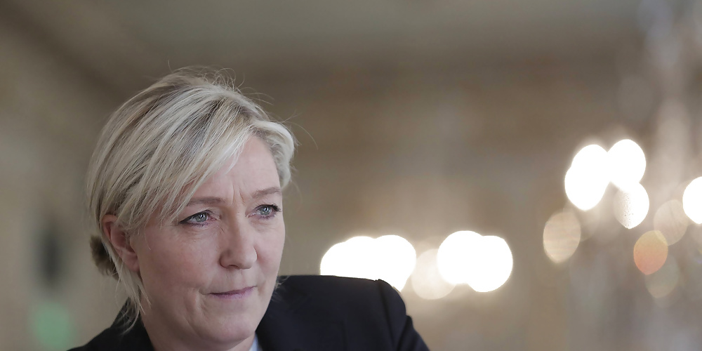 J'adore Tout Simplement Conservatrice Déesse Marine Le Pen #29503157
