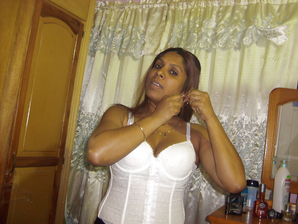 Stephanie ramsamooj
 #35060569