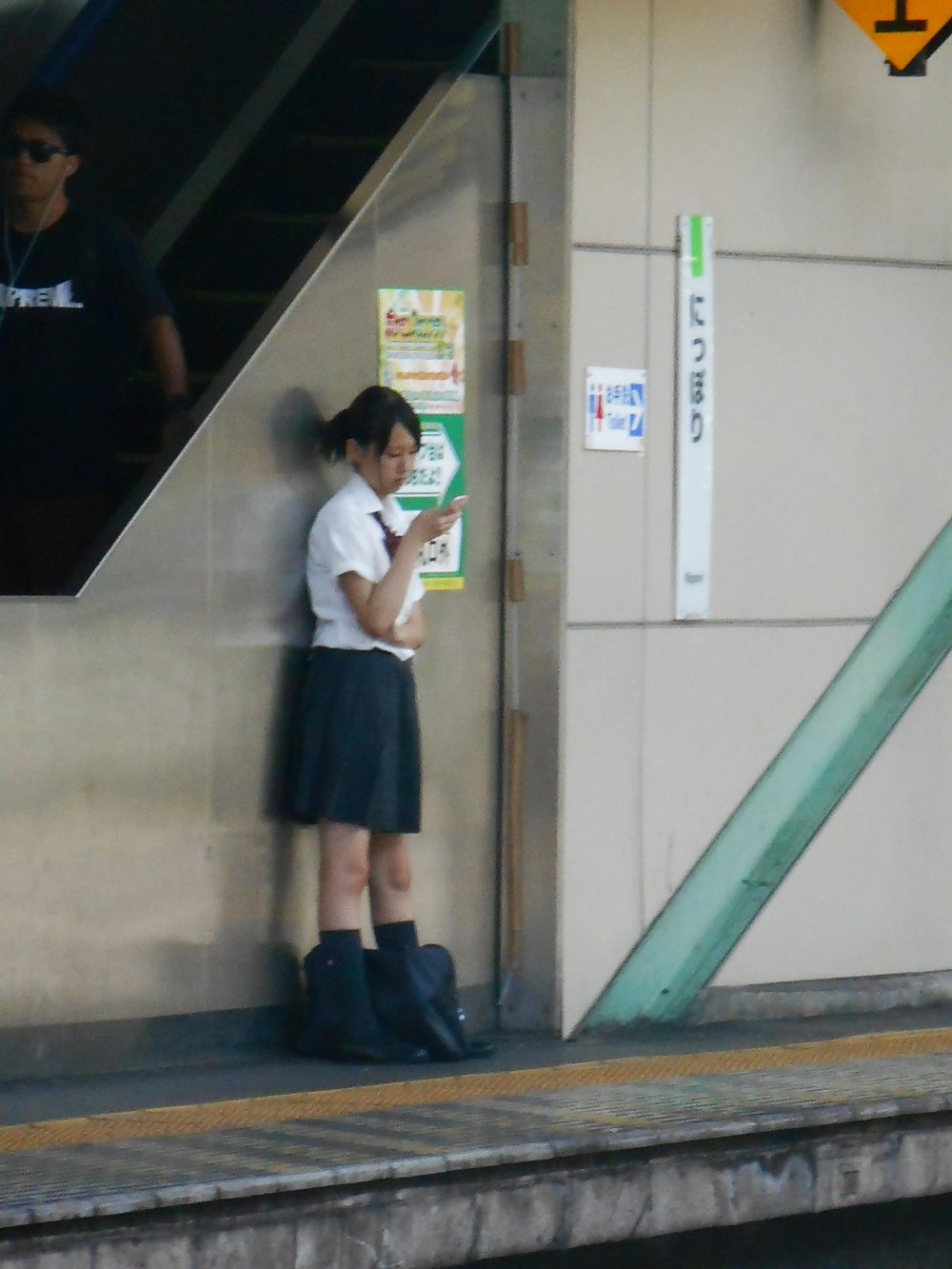 日本と何人かの友人、そして私...。
 #32805959