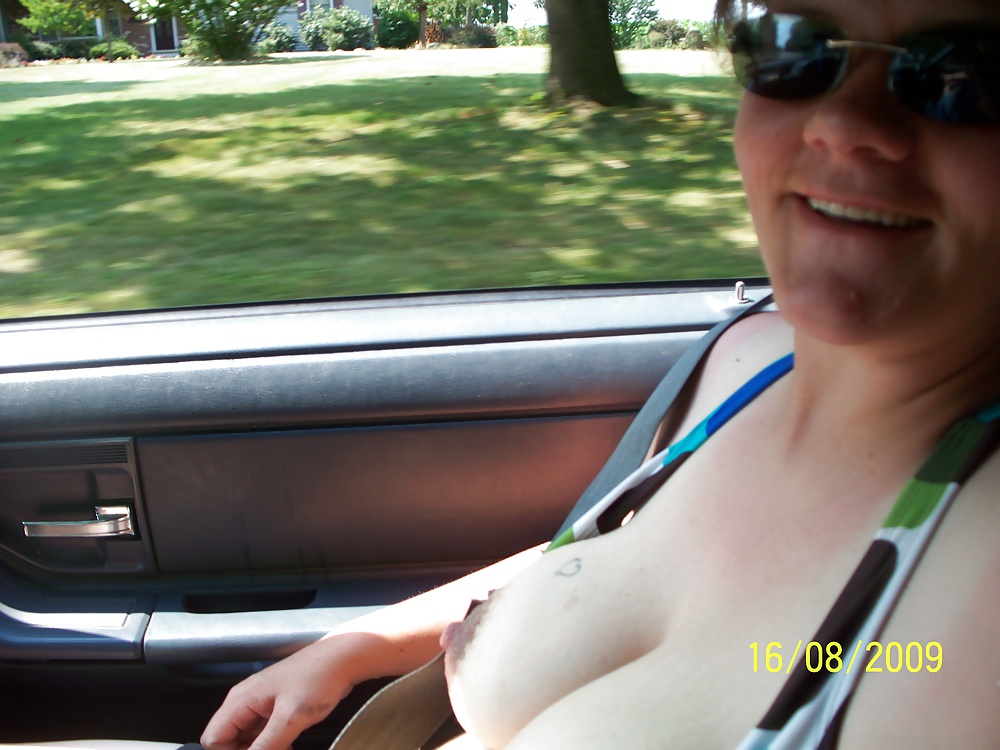Mis tetas colgando
 #31383251