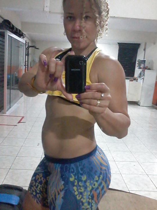 Fitness brasileño
 #28827348