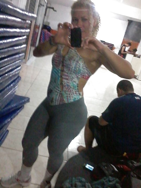 Fitness brasileño
 #28827363
