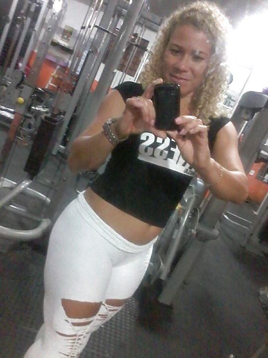 Fitness brasiliano
 #28827379