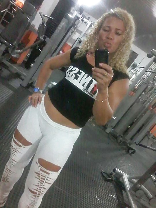 Fitness brasiliano
 #28827390