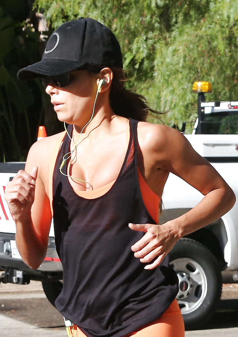 Eva longoria - bottino in leggings!
 #23878135