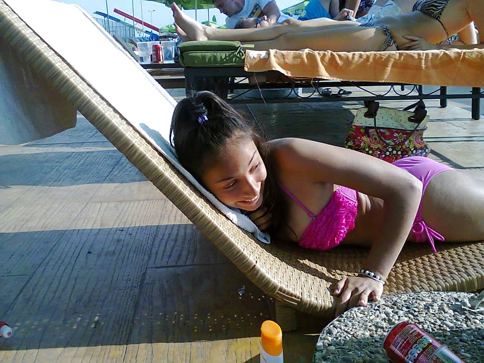 スラットティーンズ フェイスブック
 #23094838