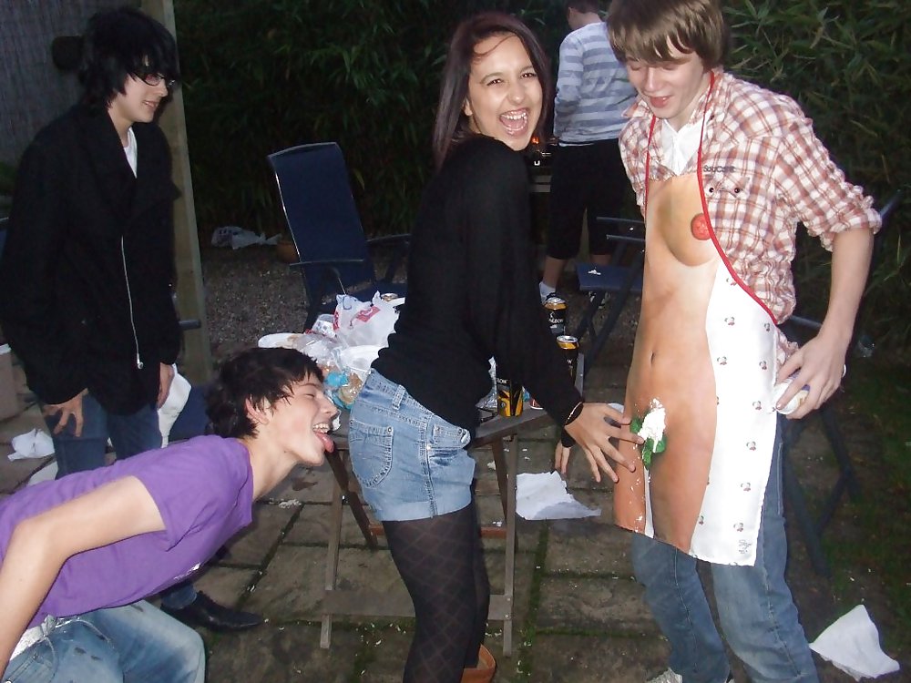 スラットティーンズ フェイスブック
 #23094986