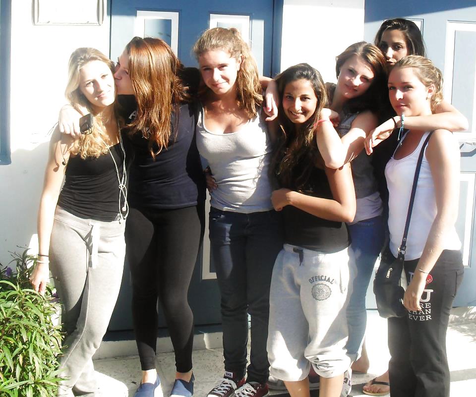 スラットティーンズ フェイスブック
 #23095337