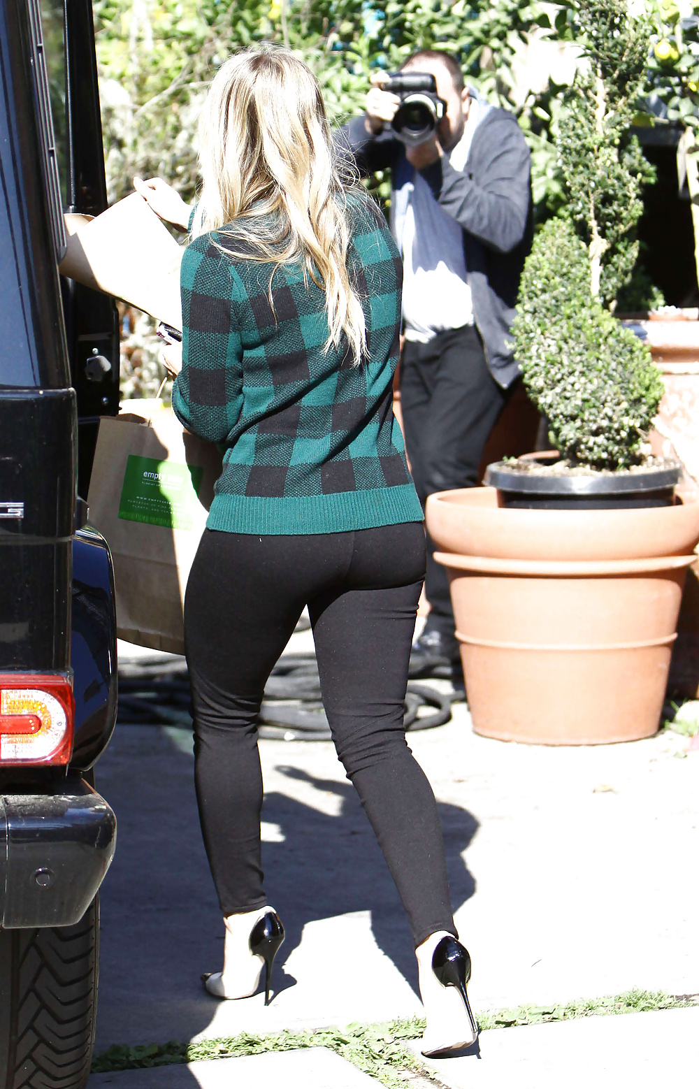Hilary Duff Sexy Ass in Leggings & Jeans (HQ) #31484698