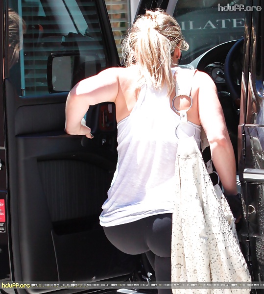 Hilary Duff Sexy Ass in Leggings & Jeans (HQ) #31484717