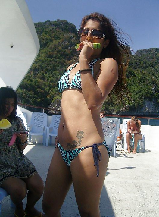 セクシーなデシ
 #38650929