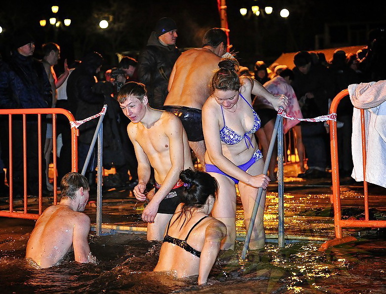 Russian Epiphany bathing! Amateur! #24778673