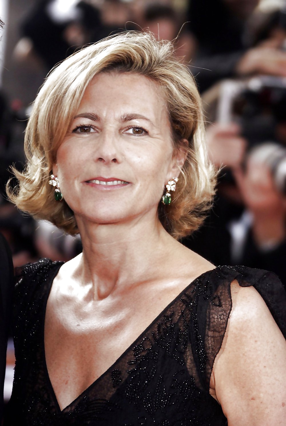 Claire chazal
 #34126955