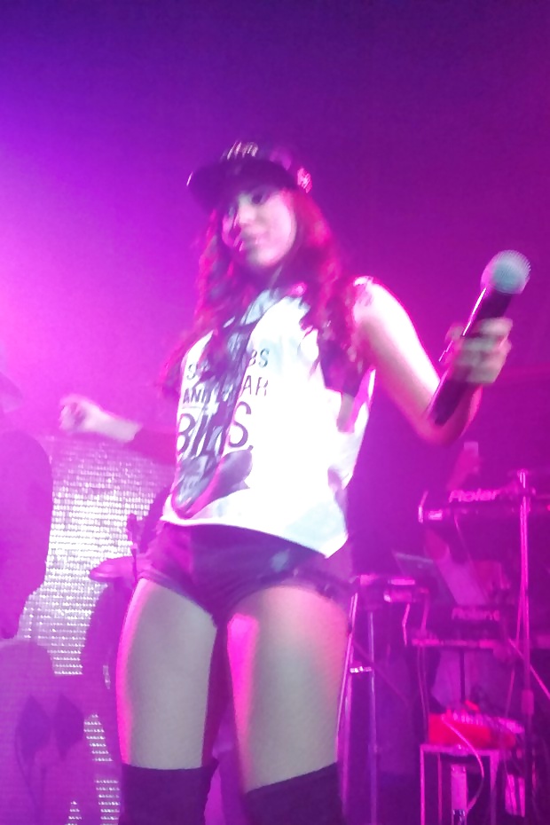 Anitta
 #37898129