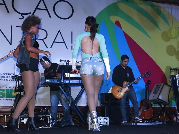 Anitta #37898194