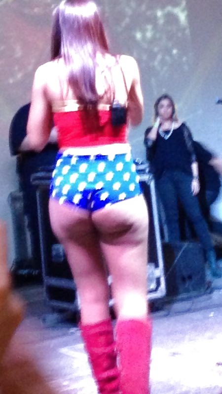 Anitta
 #37898239
