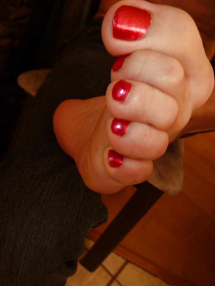 Sexy dedos de los pies rojos 
 #33985189