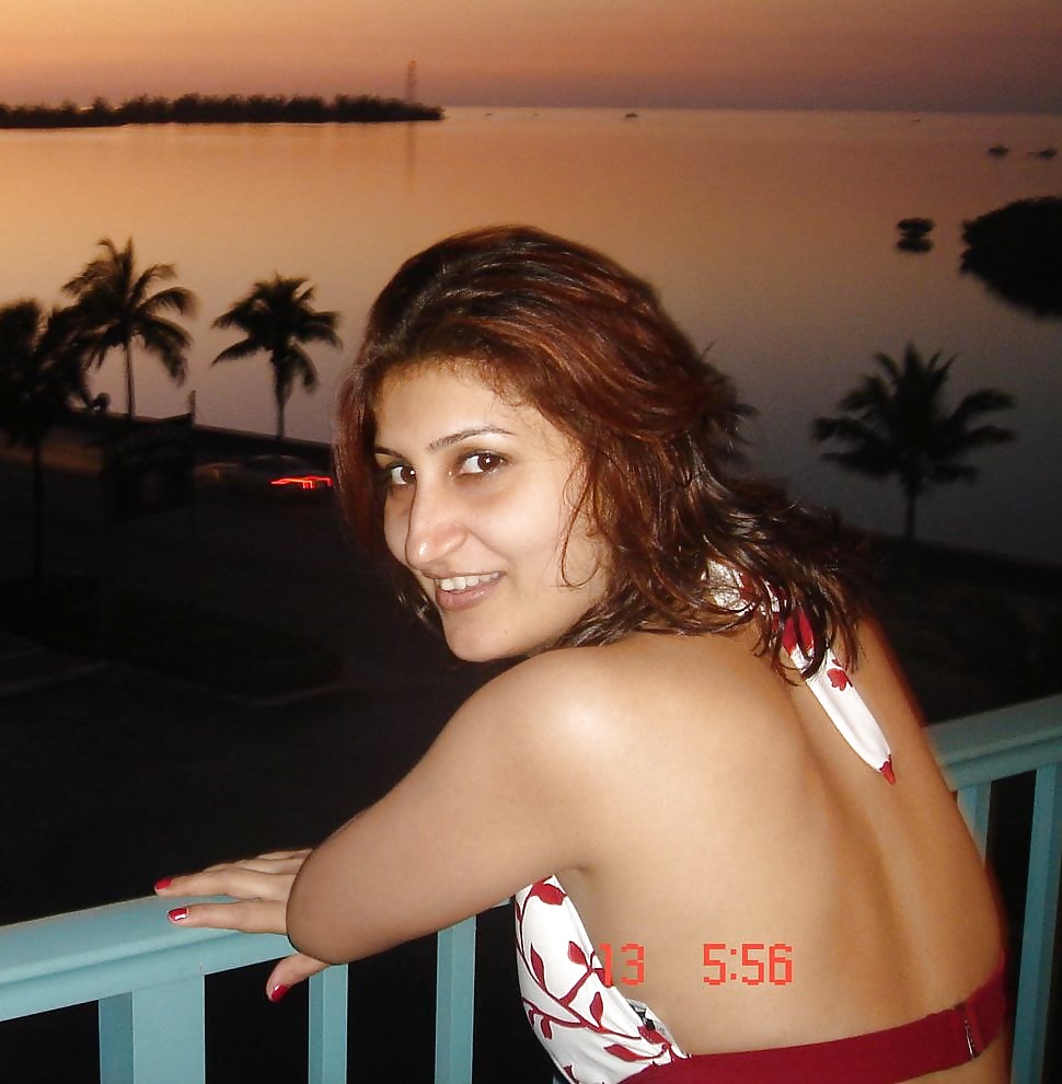 Goa vacation hot pics of indian girls #27360466