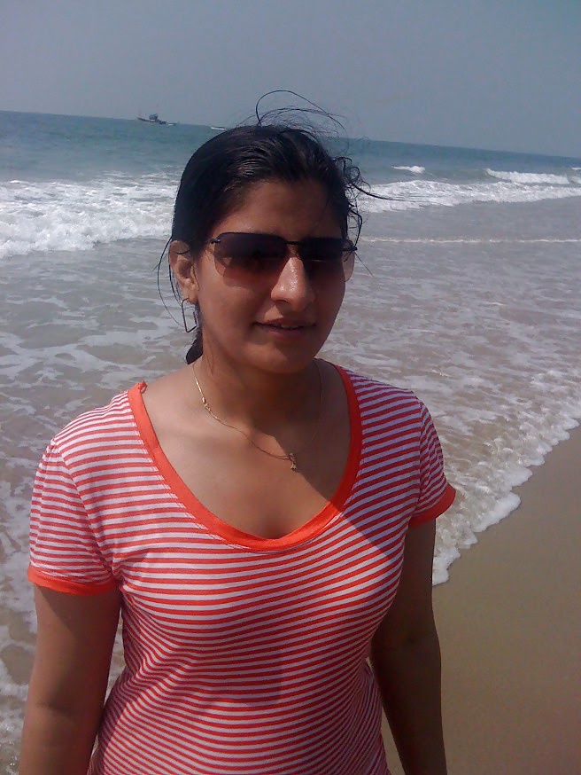 Goa vacation hot pics of indian girls #27361030