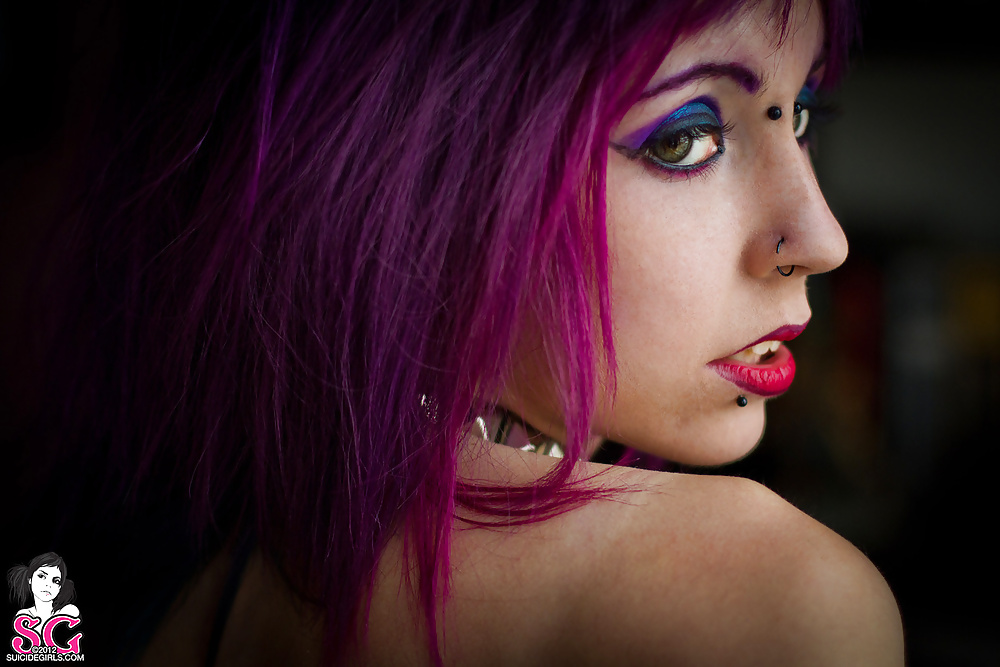 自殺した女の子、チェスカ
 #35328509