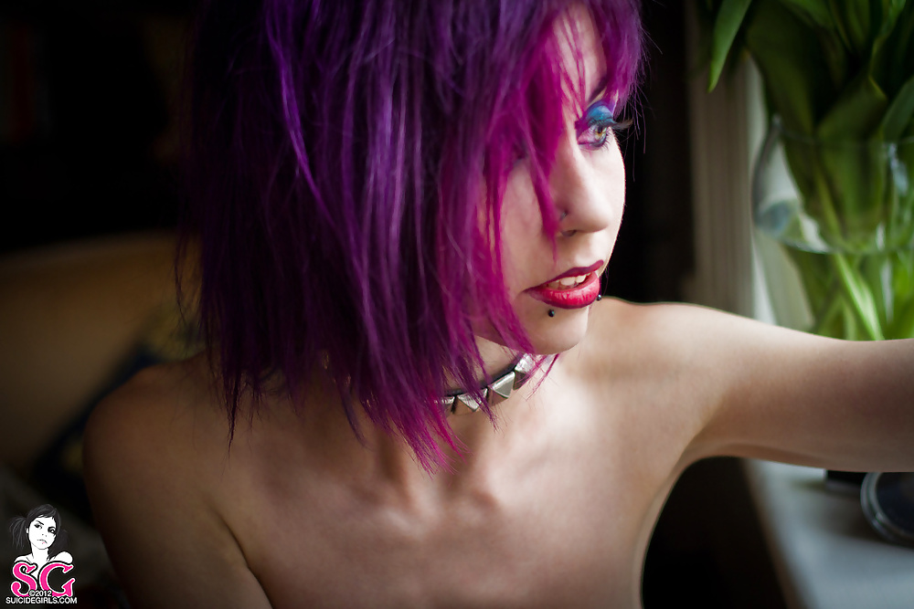 自殺した女の子、チェスカ
 #35328522