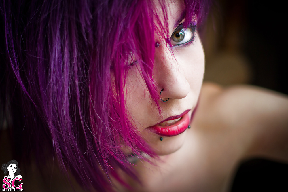 自殺した女の子、チェスカ
 #35328574