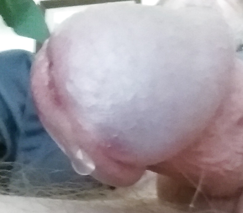 Haciendo que me moje
 #30992759