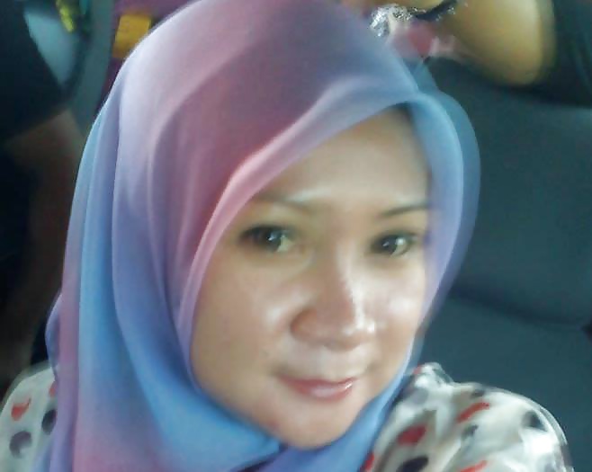 Tudung 10
 #31685370