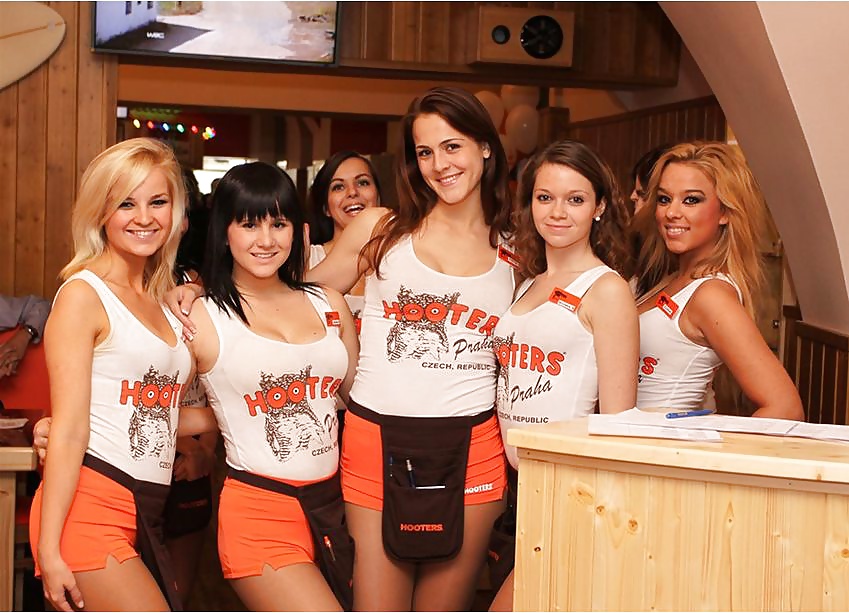 Hooters girls prague - which one would you fuck and how?
 #40281109